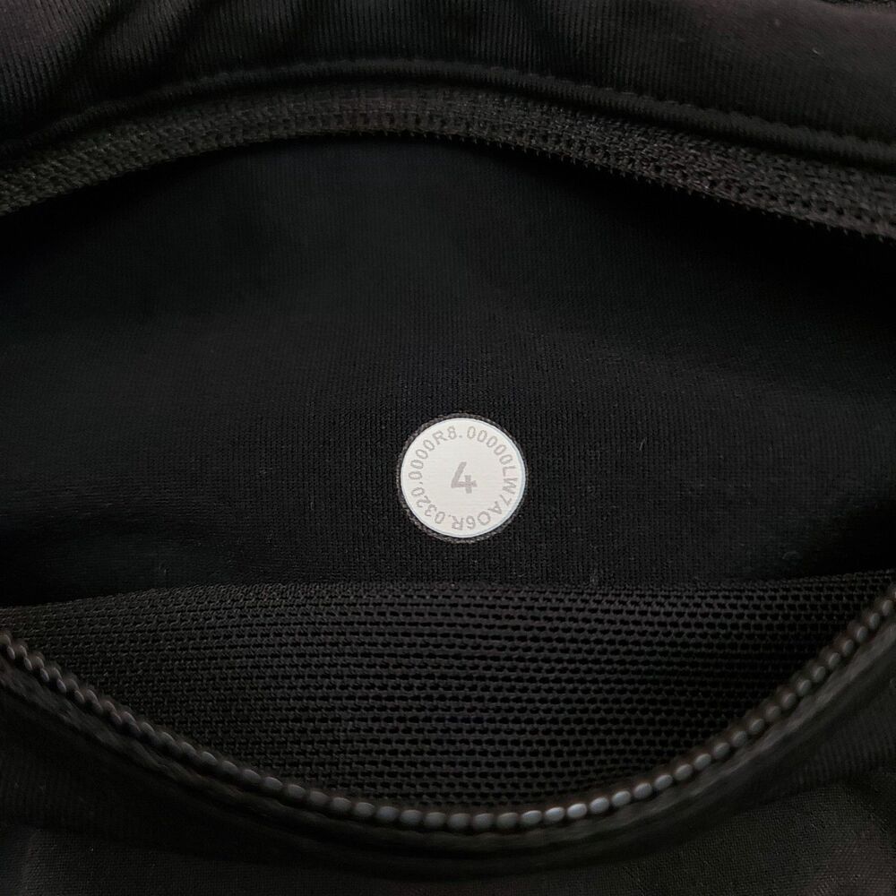 lululemon Hotty Shorts Womens 4 Black Lined Lightweight Athleisure Running Gym - Picture 7 of 9